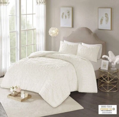 Laetitia 3-Piece Cotton Chenille Coverlet Set Ivory Full/Queen $179 MSRP - Image 1 of 4