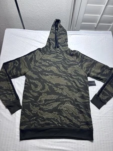 Sudadera con Capucha No Boundaries Streetwear Camuflada Talla Mediana 38-40 Nueva con Etiquetas Pullover Negro Verde - Imagen 1 de 12