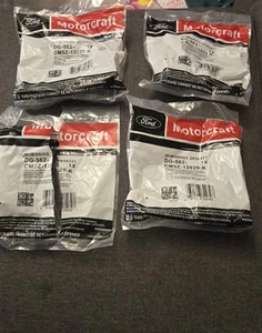 Ford OEM Motorcraft Ignition Coils DG-562 CM5Z-12029-K 4 Pack - Bild 1 von 8