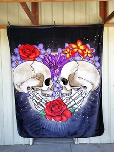SKULL SKULLS FLOWERS FLOWER HEART MUERTOS QUEEN SIZE BLANKET - Picture 1 of 2