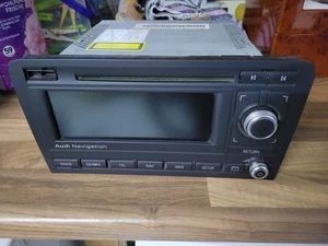 AUDI A3 8P RNS-E Navigation 8P0035192HP - Bild 1 von 5