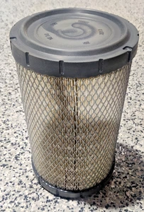 ACDelco A1300C Air Filter for Chevy GMC Cadillac 5.7L 7.4L 1996-2000 - Picture 1 of 3
