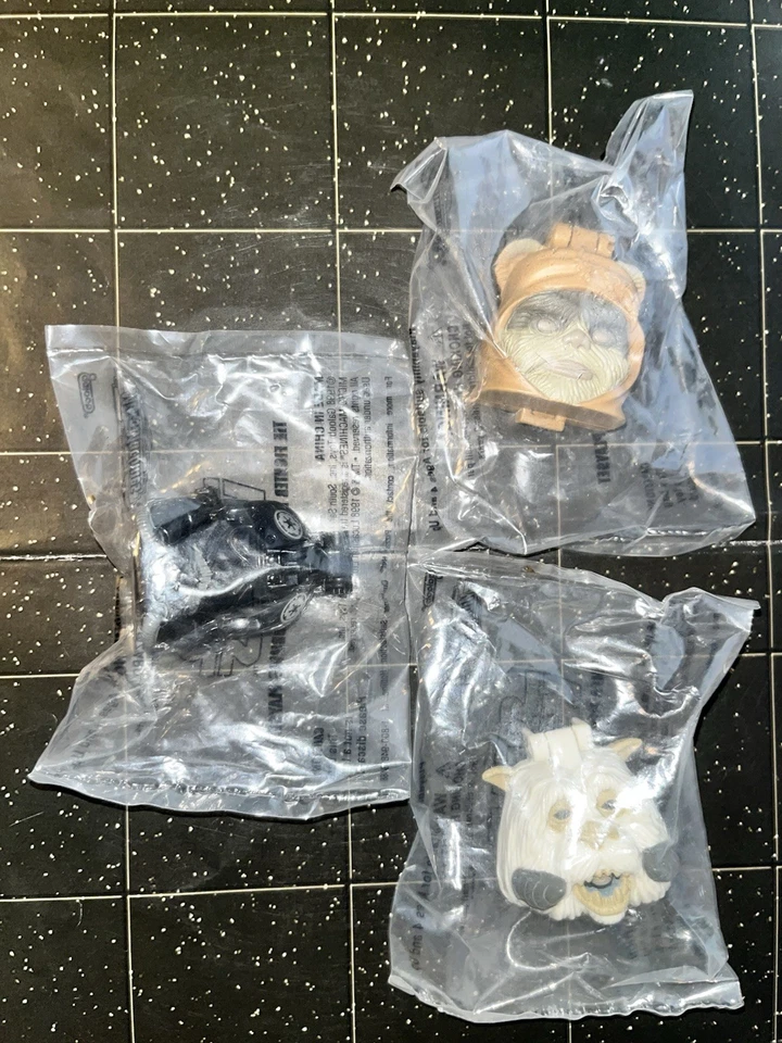 Star Wars Micro Machines Mini Action Transforming Playsets VIII Lot Wicket Wampa - Image 1 of 1