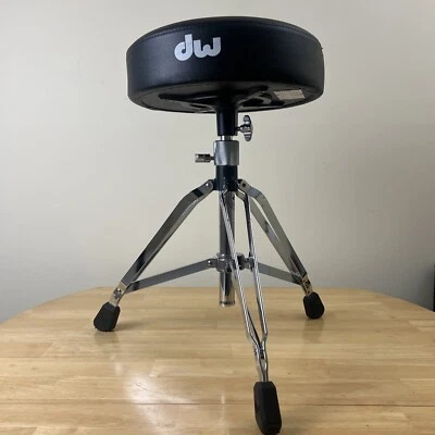 Trono de altura estándar DW 5100 Foto 1 de 4