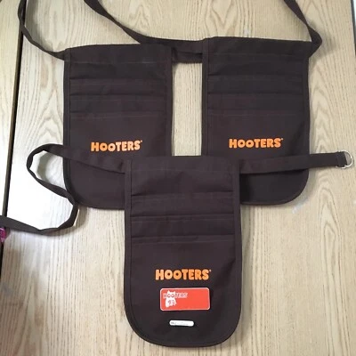 Nuevo Auténtico Hooters Niña Uniforme Marrón Bolsa de Dinero con A/Defecto y Nueva Etiqueta con Nombre Foto 1 de 4