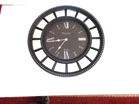WESTMINSTER MIRRORED  battery op wall clock Cover