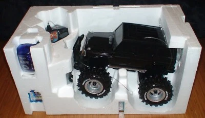 neu NIKKO Mercedes-Benz G-55 V8 AMG RC 1:18 selten originalverpackt, unbenutzt - Bild 1 von 3