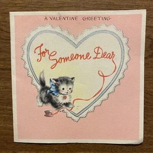 Vintage 1940s Hallmark Valentines Day Greeting Card Kitten Cat Playing w/ Ribbon - Picture 1 of 12