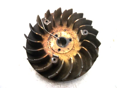 Sears SS12 1967 Super Garden Tractor Parte: 12 HP Motor Tecumseh Volante Foto 1 de 2