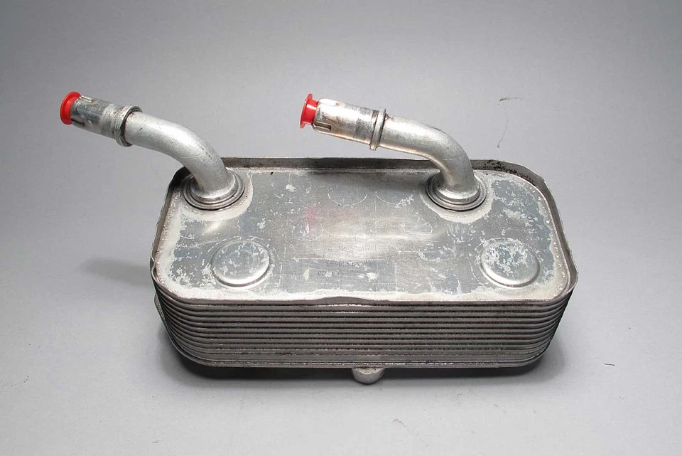 Intercambiador de calor enfriador de fluido de aceite transmisión automática BMW E38 E39 1999-2003 M62TU OE Foto 1 de 3