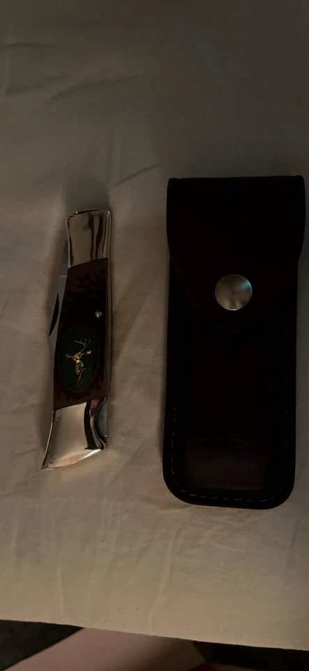 Vintage Camillus American Wildlife No. 11 con funda de cinturón original Foto 1 de 4