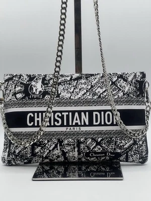 Bolso sin asas Dior VIP Perfumes Edición Limitada, Estuche Bolso Bandolera Foto 1 de 4