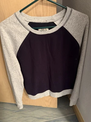 sudadera ugg mujer pequeña gris y azul marino Foto 1 de 4