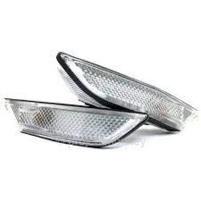 Nissan Genuine OEM GT-R R35 Clear Front Corner Lamp RH LH SET - Imagem 1 de 3