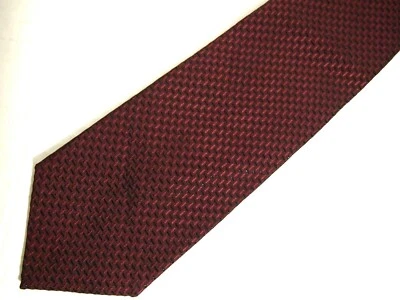 Geoffrey Beene Mens Necktie Tie Maroon Red Diamond Plate Textured 56" Short - Image 1 of 4