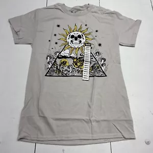 Spencer’s Gray Sun Skull Graphic Short Sleeve T-Shirt Adult Size S NEW - Picture 1 of 6