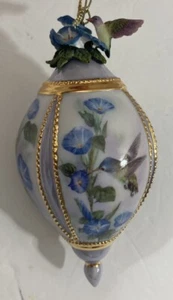Vintage Bradford Hummingbird porcelain Ornament 5" - Picture 1 of 7