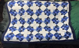 Quilt 75x54 Blue Postage Stamp Block Pattern hand stitched & machine - Picture 1 of 13