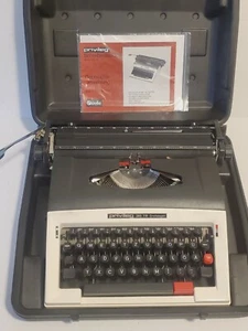Rare Model Travel Typewriter Privileg 315TR Breitwagen Vintage *Great Condition - Picture 1 of 8