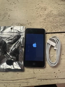 Apple iPod Touch 2nd Generation 8GB BLACK MB528C USED BUNDLE STRONG BATTERY - Picture 1 of 10