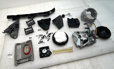  Tapas de piezas de faros izquierdos Genesis G90 2017-2019 OEM pestañas de módulo de lastre LED   Foto 1 de 4