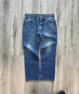 Vintage 1980s Wrangler Medium Wash Straight Leg Denim Jeans Size 36 - Picture 1 of 10