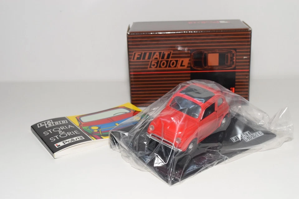 A69 1:25 POLISTIL S-599 S599 FIAT 500L 500 L ROJO SIN USAR, EN CAJA + LIBRO Foto 1 de 4