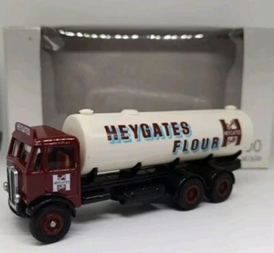 EFE 1.76/OO  E10901 AEC MAMMOTH HEYGATES FLOUR  TANKER LORRY - Picture 1 of 11