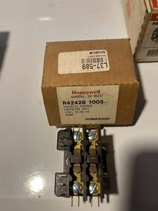 Honeywell R4242B 1005 Motor Start Relay 20A 120V R4242B1005 R4242 B 1005 - Picture 1 of 2
