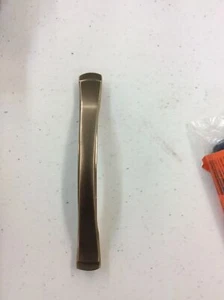 Liberty P25965CCZCP 4” Step Edge Pull Champagne Bronze (FF4) - Picture 1 of 2