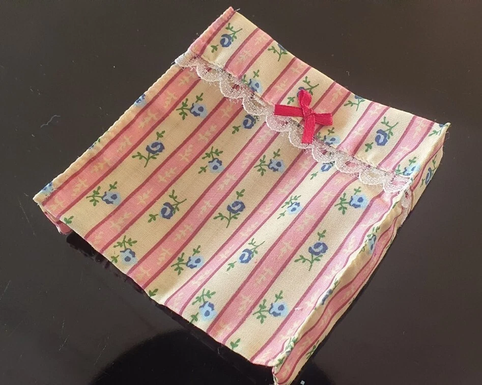 Sylvanian Families duvet for Master bedroom bed bedding Calico Critters - Image 1 of 1