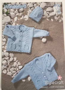Baby Zopf Strickjacke + Mütze Set STRICKMUSTER Jungen + Mädchen Stylecraft 8700 - Bild 1 von 7