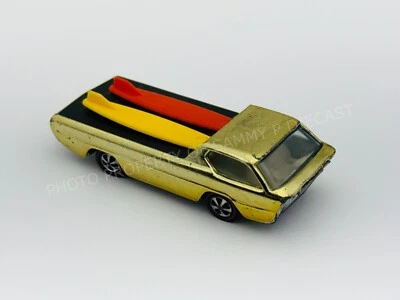 Hot Wheels Redline DEORA Light Platinum Gold US White Interior Very Nice !! - Image 1 of 4