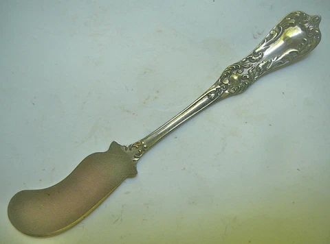 Saart Bros. No. 1 (Karlton) Sterling Individual Butter Spreader No Monogram Cover