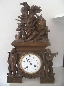 old clock. Ancienne horloge guerre - Imagen 1 de 1