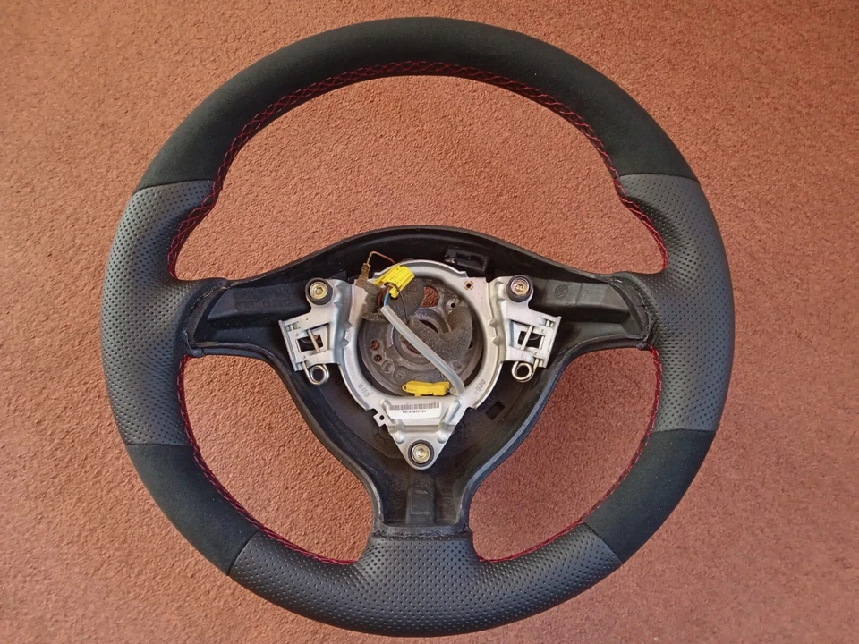 VW GOLF 4 IV R32 GTI BORA PASSAT 3BG B5 LENKRAD LEDER ALCANTARA - Bild 1 von 1