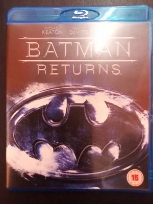 Batman Returns - UK Blu-ray - Michael Keaton, Danny De Vito, Michelle Pfeiffer - Image 1 of 2