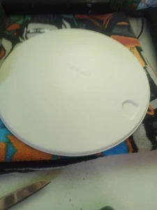 Longaberger Basker Round White Plastic Lid - 9 1/2" - Picture 1 of 3