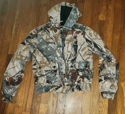 Outfitters Ridge Fusion 3-D Quilted  Camo Hood Jacket Youth L (12/14) Free Ship - Image 1 of 4