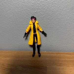 Marvel Universe Jubilee 023 23 Action Figure Toy 3.75 Series 4 2011 - Picture 1 of 2