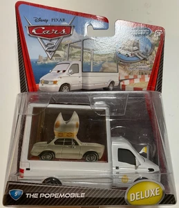 Disney Pixar Cars 2010 Deluxe The Popemobile weiß #9 - Bild 1 von 3