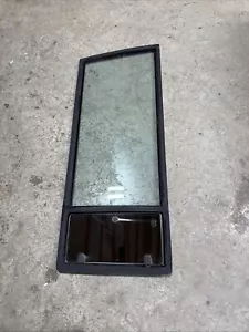 Jeep Cherokee XJ 84-01 TWO DOOR Driver Rear Quarter Window Vent Glass (TC87) - Picture 1 of 24