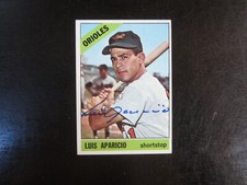 1966 Topps # 90 LUIS APARICIO Autograph Signed Card Baltimore Orioles