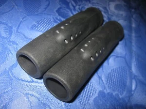 1 PAAR DESIGN LENKERGRIFFE SCHWARZ AUS ALTEM LAGERBESTAND UNBENUZT NOS  (RAD271) - Bild 1 von 5