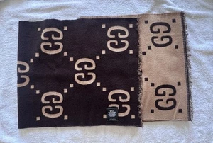 GUCCI Wool Silk Reversible GG Logo Scarf – Italy – Brown Beige – Unisex - Picture 1 of 7