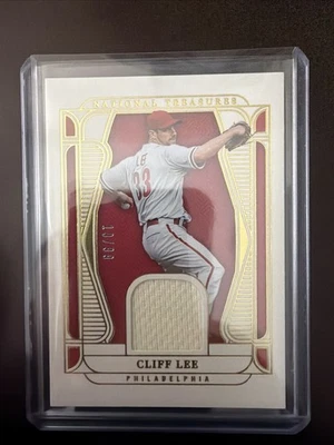 Parche usado del juego National Treasures Cliff Lee 2025 - Material Treasures/99 #MT-CL Foto 1 de 2