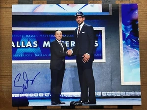 Satnam Singh Autógrafo 8x10 Lote De 2 AEW Mavericks NBA Draft Sikh Punjabi India - Imagen 1 de 5