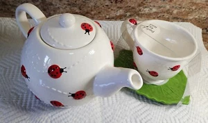 Neu Lang Design handbemalt Marienkäfer Teekanne und Untertasse Set - Bild 1 von 7