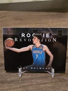 2022-23 Panini Select Rookie Revolution Insert RC #18 Chet Holmgren Rookie OKC - Picture 1 of 2