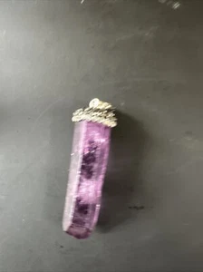 Colgante de piedra preciosa de amatista natural de punto único terminado - Imagen 1 de 4